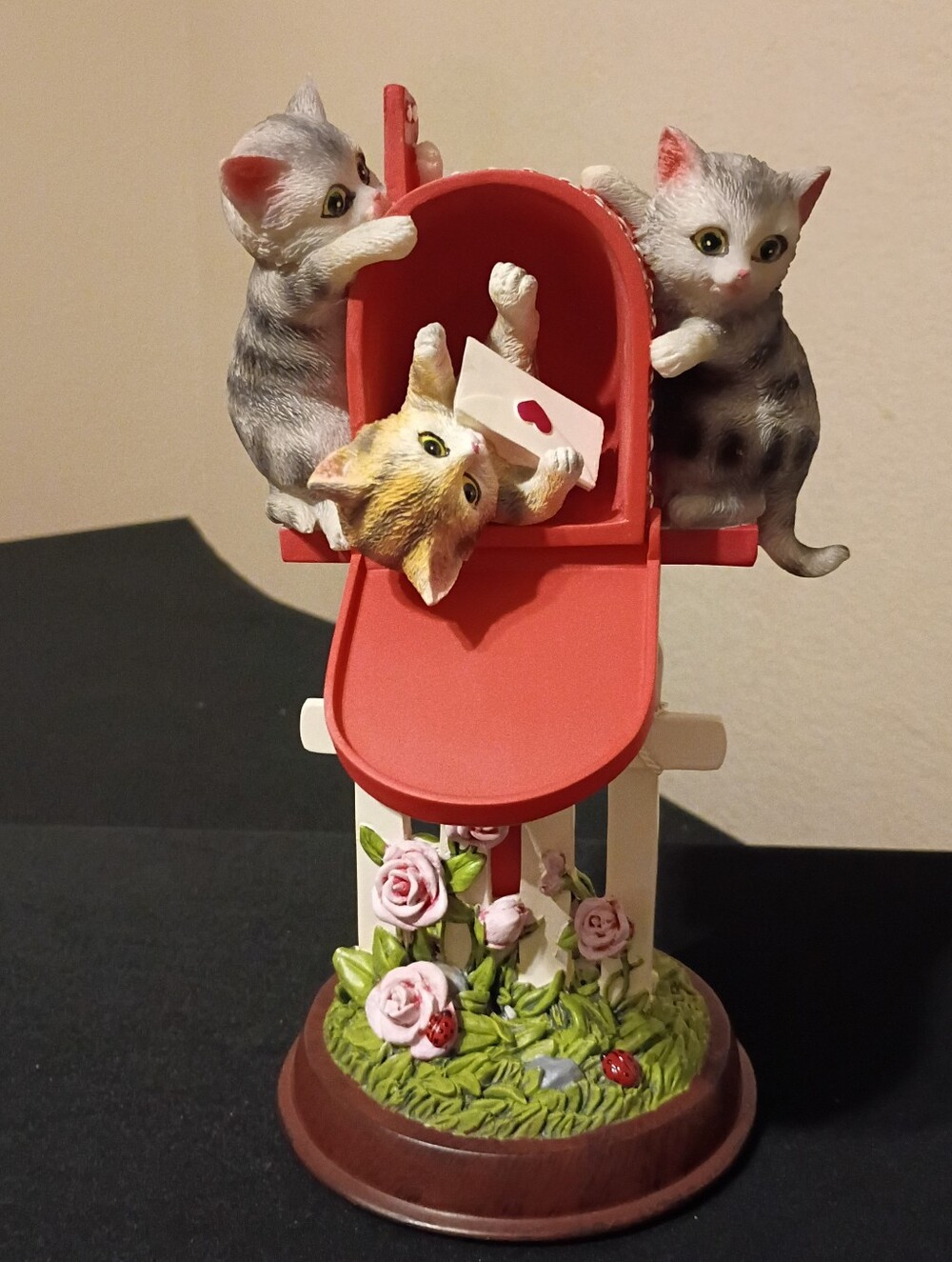 "Love Letters" kitten figurine by Bradford Exchange